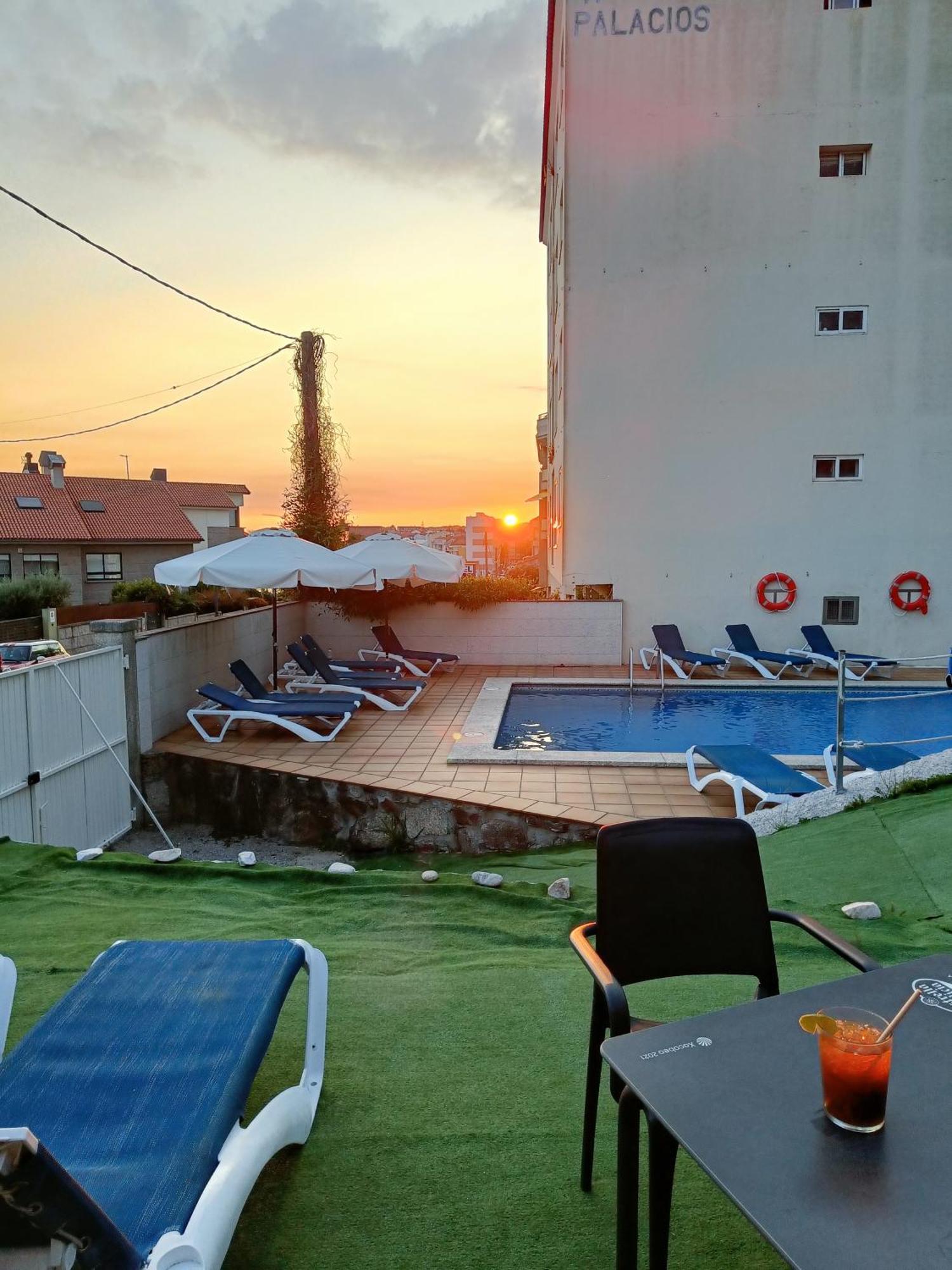 Hotel Palacios Sanxenxo Buitenkant foto